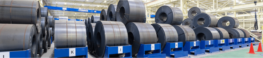 第二の転機：業界に先駆け鉄鋼商品を輸入